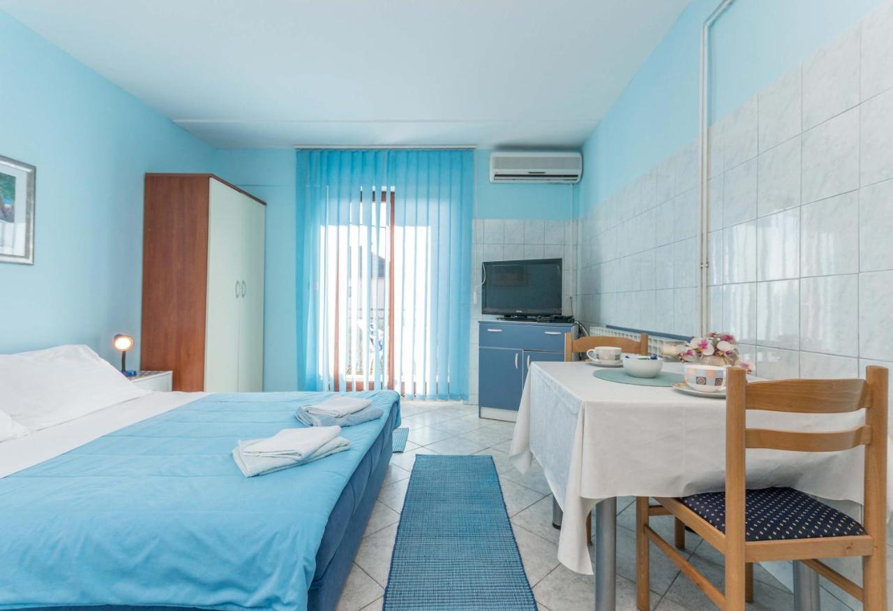 Apartamento Savic Biograd Biograd Na Moru Exterior foto