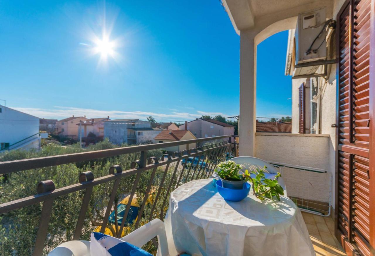 Apartamento Savic Biograd Biograd Na Moru Exterior foto
