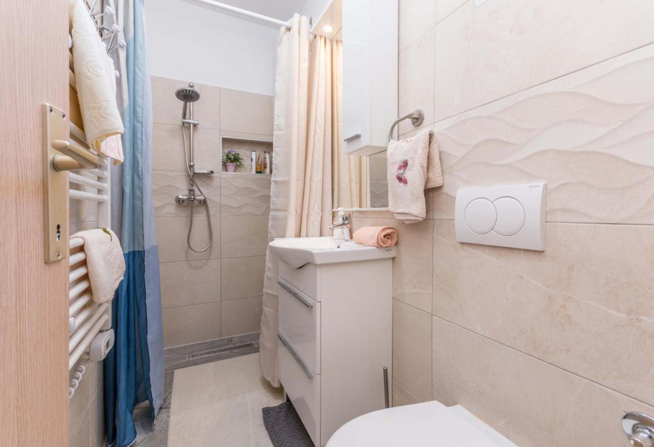 Apartamento Savic Biograd Biograd Na Moru Exterior foto